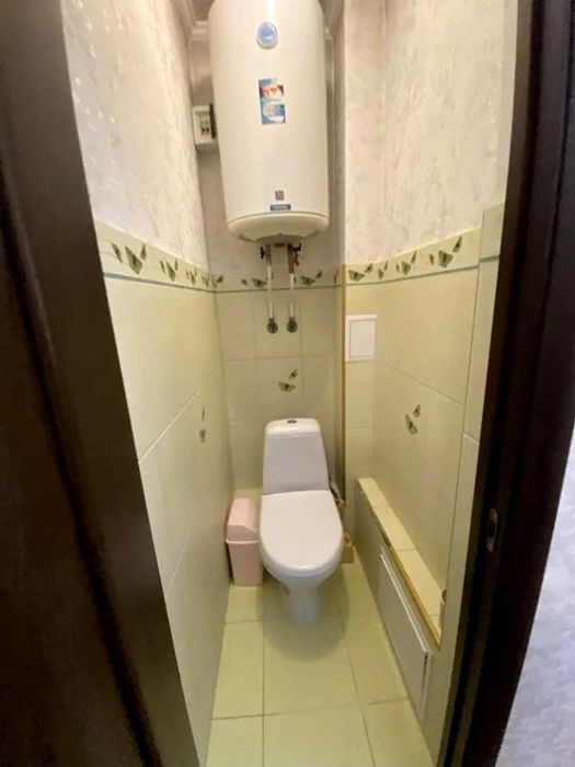 Продам 3х комн м Холодная гора 4/9 с ремонтом, меб