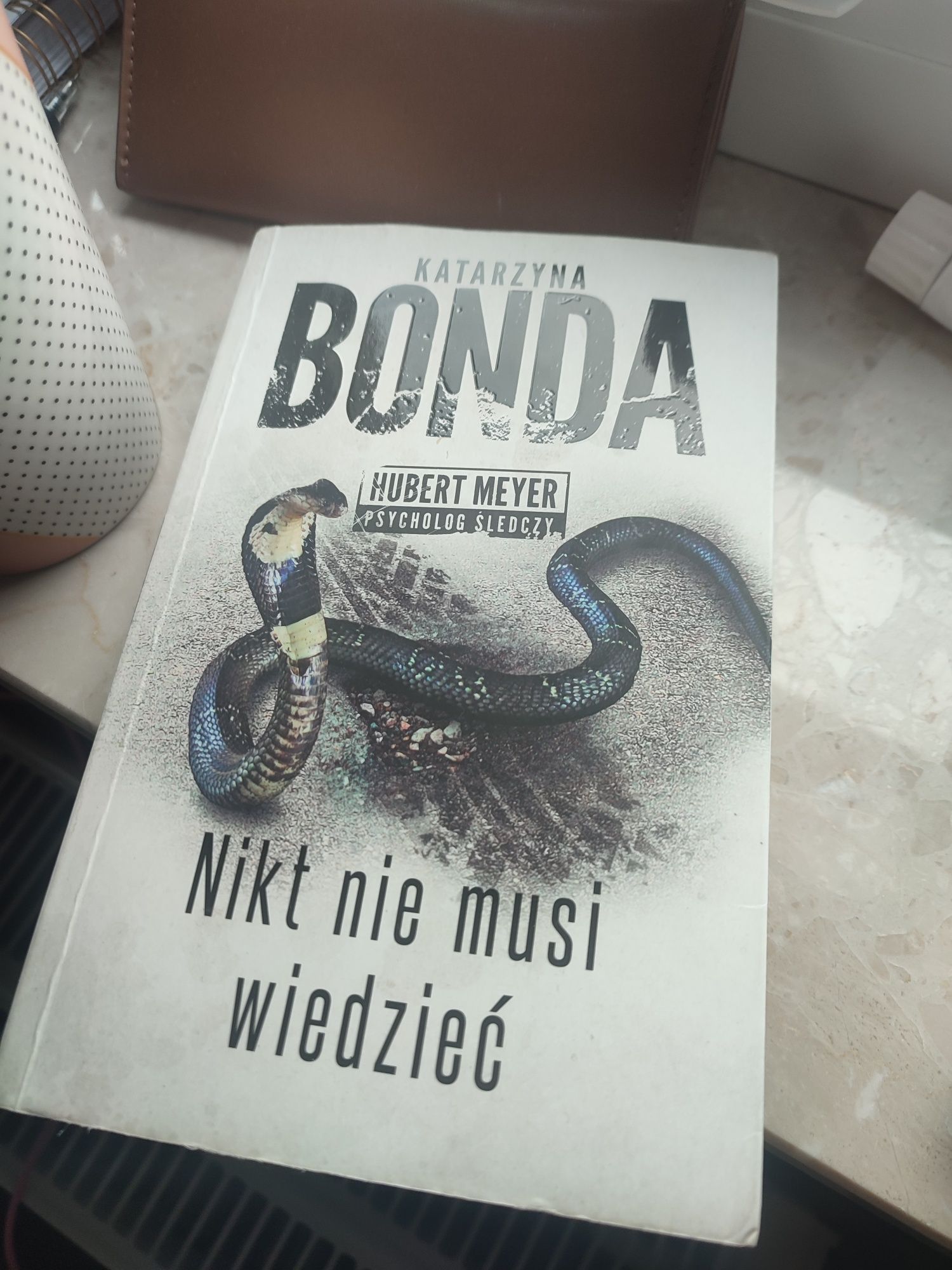 Nikt nie musi wiedzieć