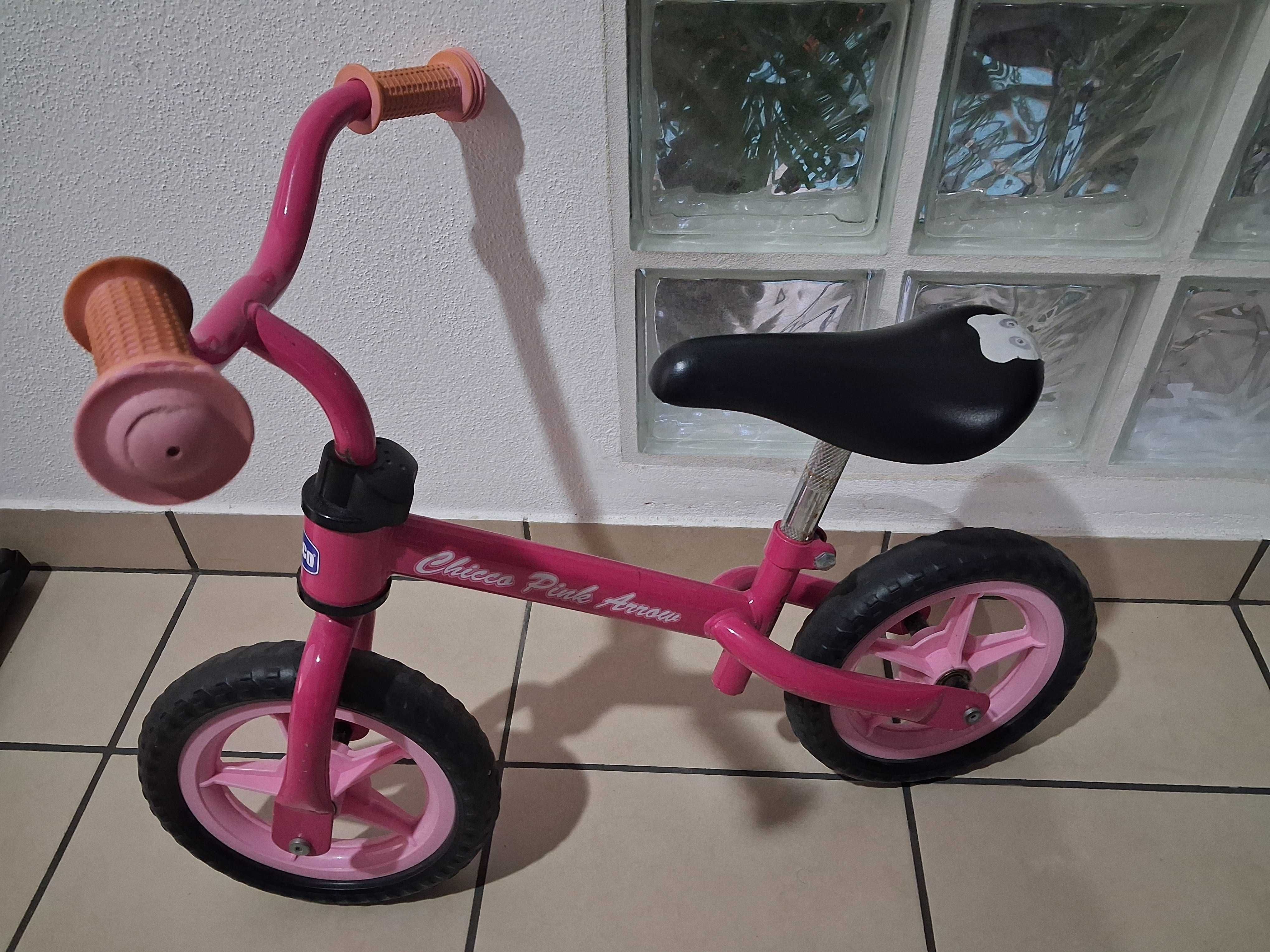 Bicicleta chicco sem pedais 2 aos 5 anos