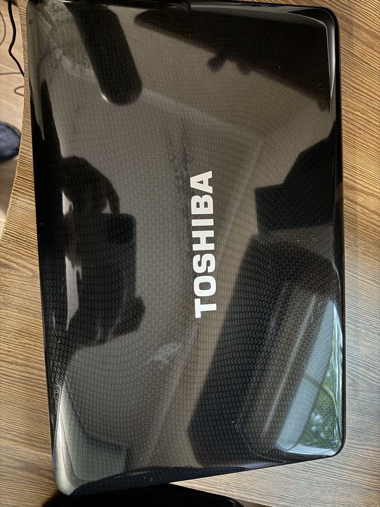 Ноутбук Toshiba