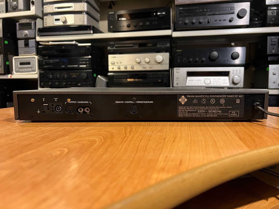 Tuner radiowy Telefunken RT 300 Audio Room