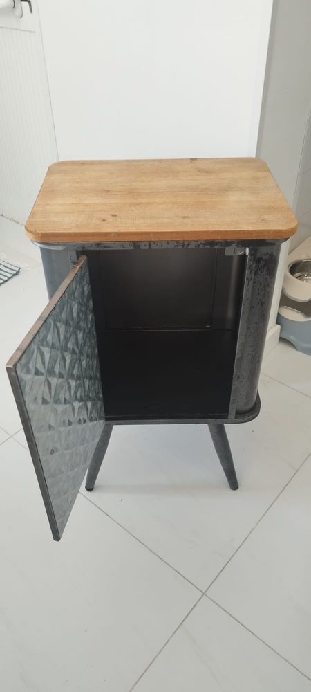 Vendo Mesa de cabeceira