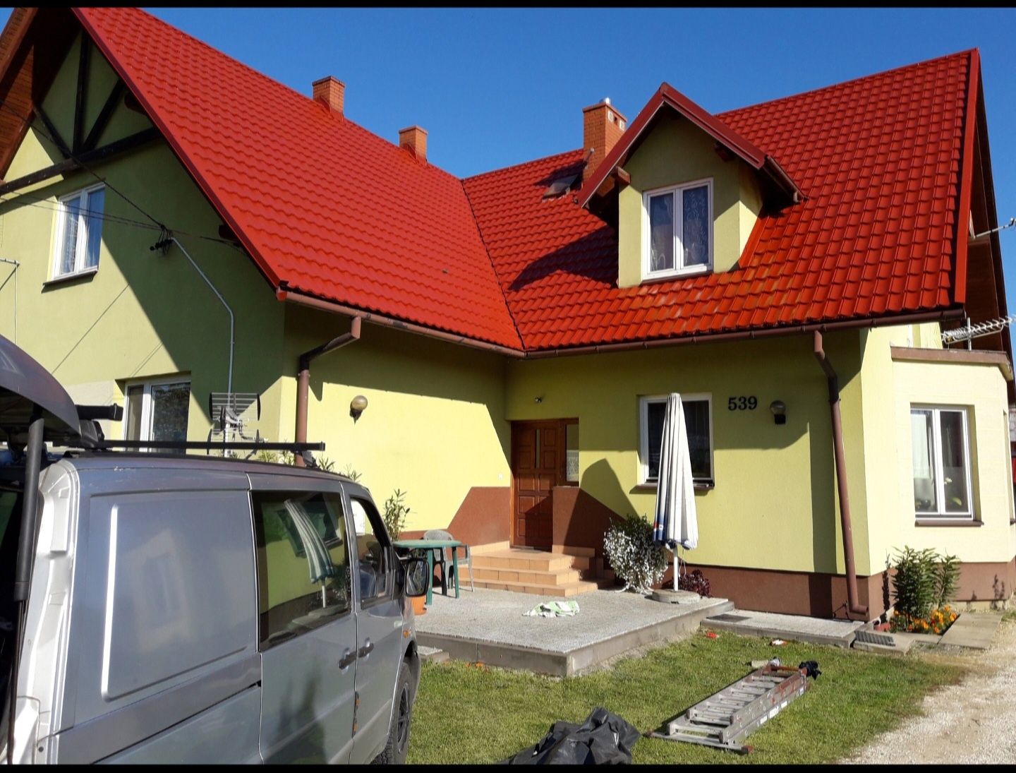 Malowanie dachów i Elewacji