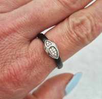 Oryginalny damski pierścionek ceramiczny czarny cyrkonie
