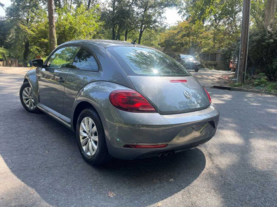 Volkswagen Beetle S      2017