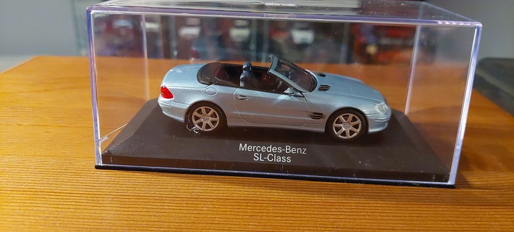 Model 1:43 Mercedes Sl Class