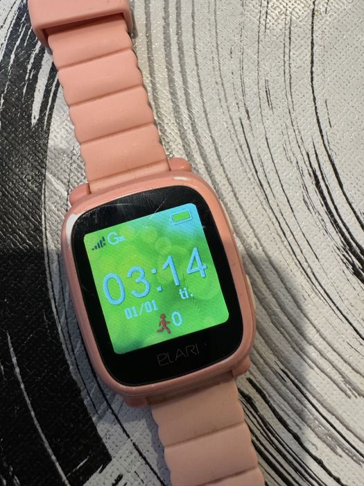 Смарт-часы детские KidPhone 2 Pink с GPS-трекером ELARI