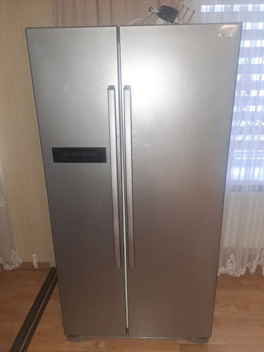 Холодильник LG Sidebyside