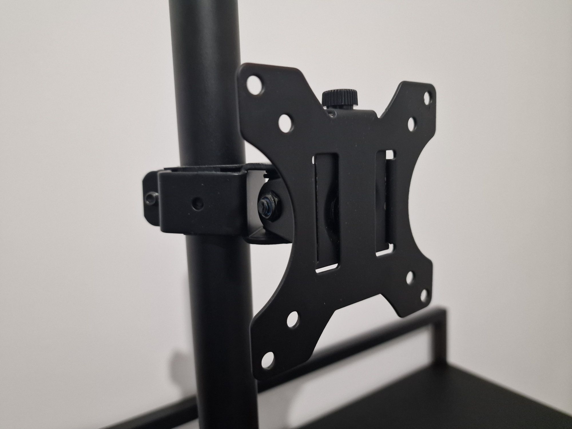 Stojak, uchwyt do monitora stojący LogiLink BP0044