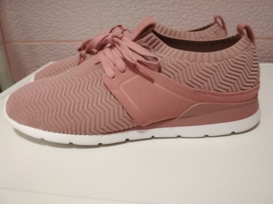 UGG кроссовки оригинал городские