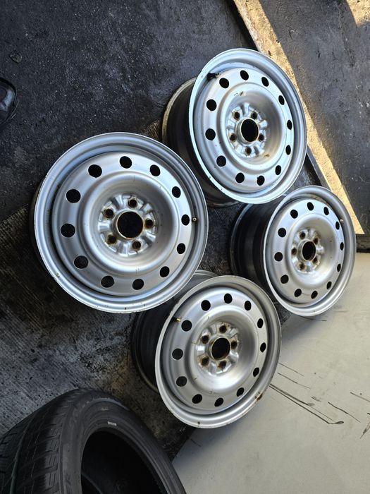 Sprzedam 4 Felgi 16" 5x114,3 6,5j
