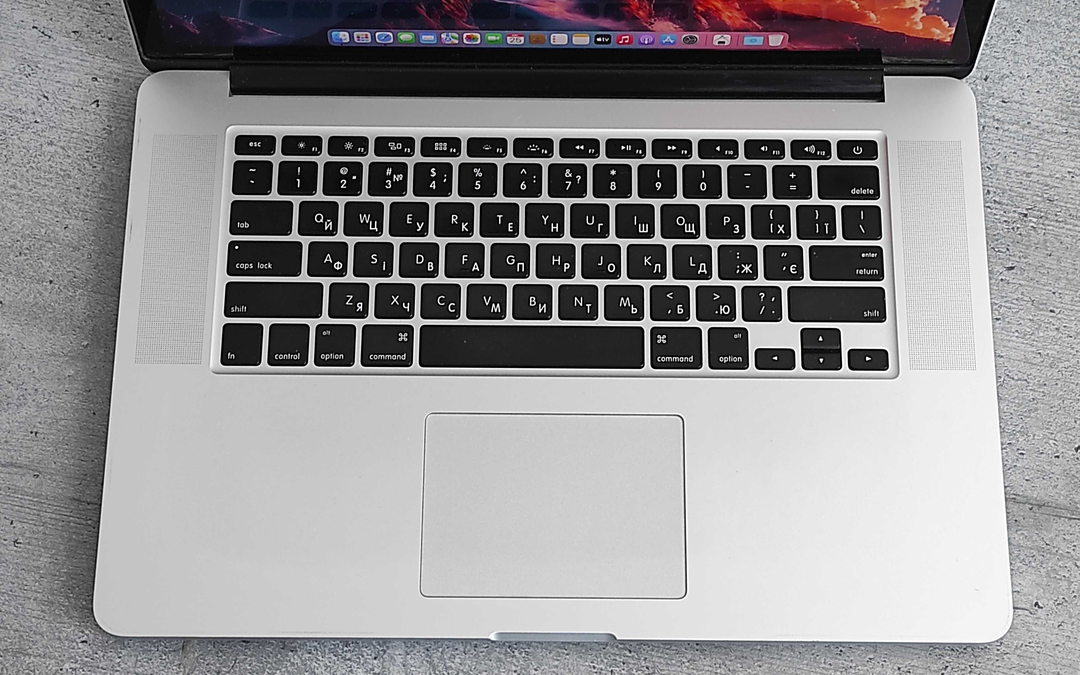 MacBook Pro Retina 15 Core i7, 16/256ГБ, 5 часов | Ноутбук Apple A1398