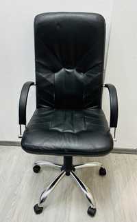 Кожаное кресло руководителя MANAGER STEEL CHROME COMFORT