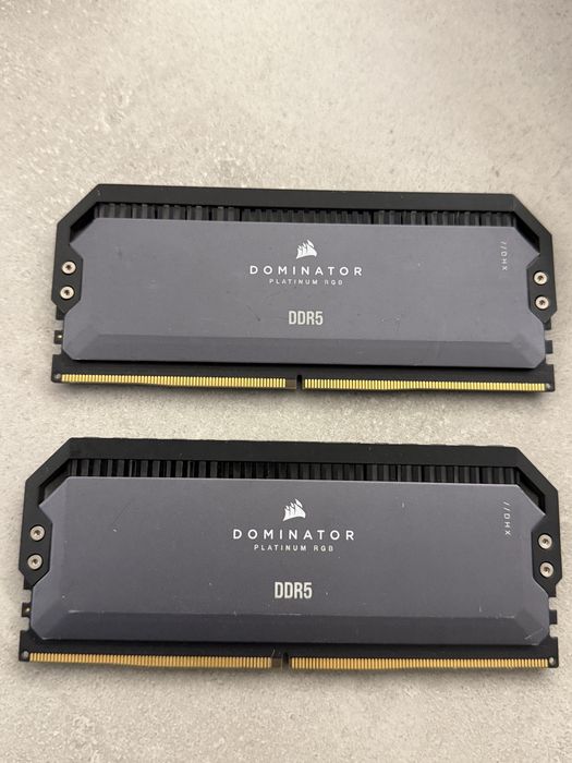 Corsair Dominator Platinium RGB 32gb (2x16)