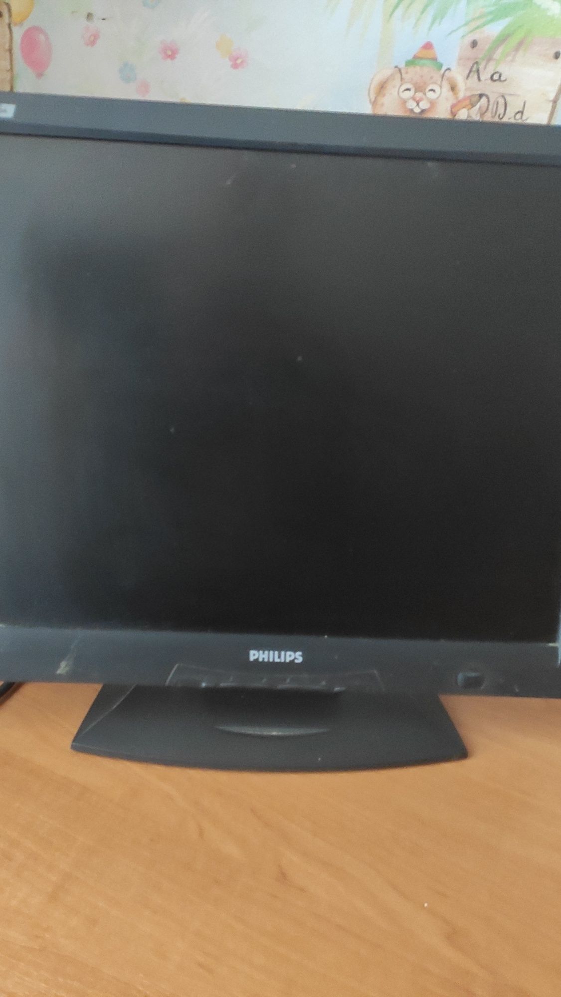 Монитор Philips в идеальном состоянии