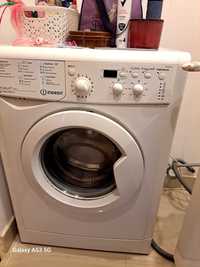 Pralka Indesit na cześci IWSD61052