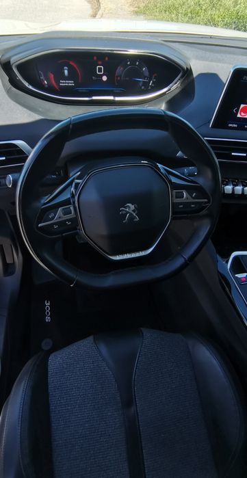 Peugeot 3008 Versão Allure 1.5bluehdi 130cvs