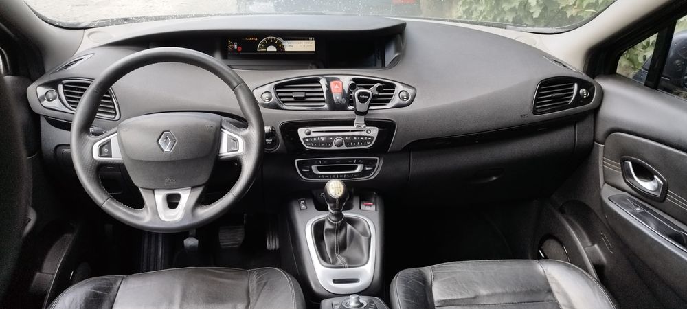 Renault Scenic 2011