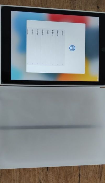 iPad A2602 nowy, ale na części