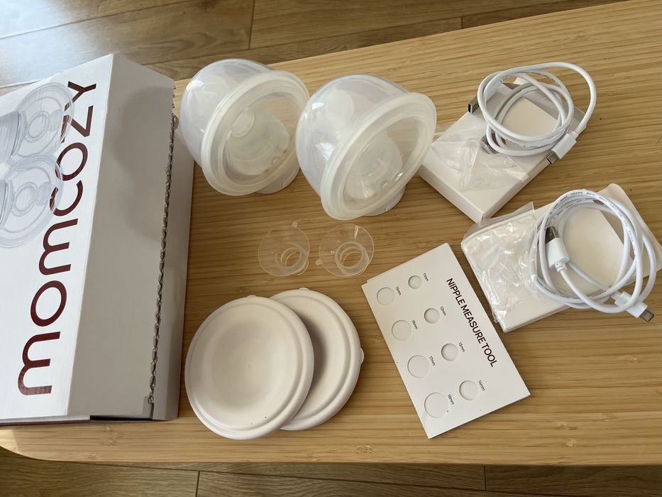 Laktator podwojny muszlowy Momcozy s12 pro