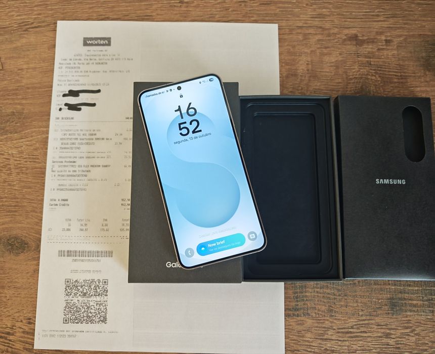 Samsung S25 5G 12GB/256GB Cinzento Seminovo C/Garantia Aceito Retomas