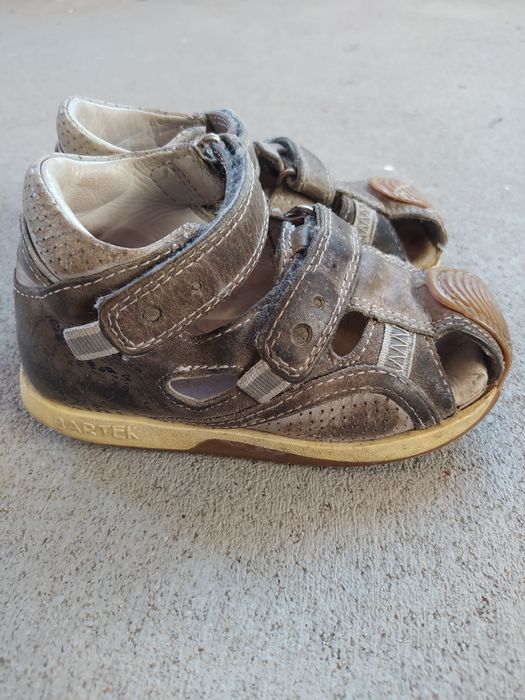 Sandaly dla dziecka firmy bartek