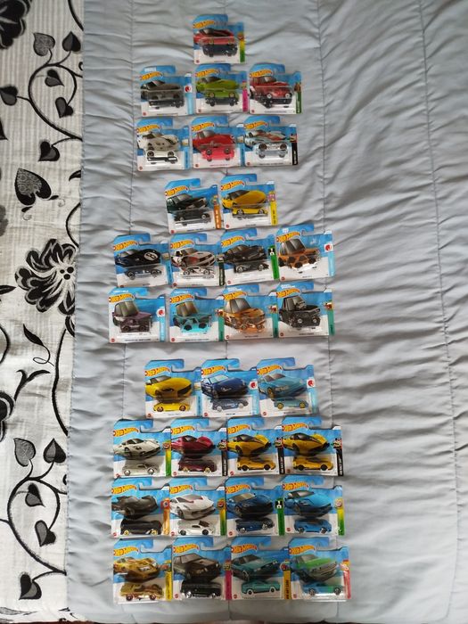 Hotwheels Main Lines variados