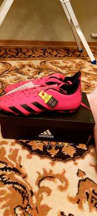 Бутси Adidas predator 43р