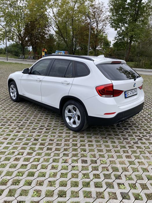 BMW X1 2012 2.0 бензин 179000 пробіг