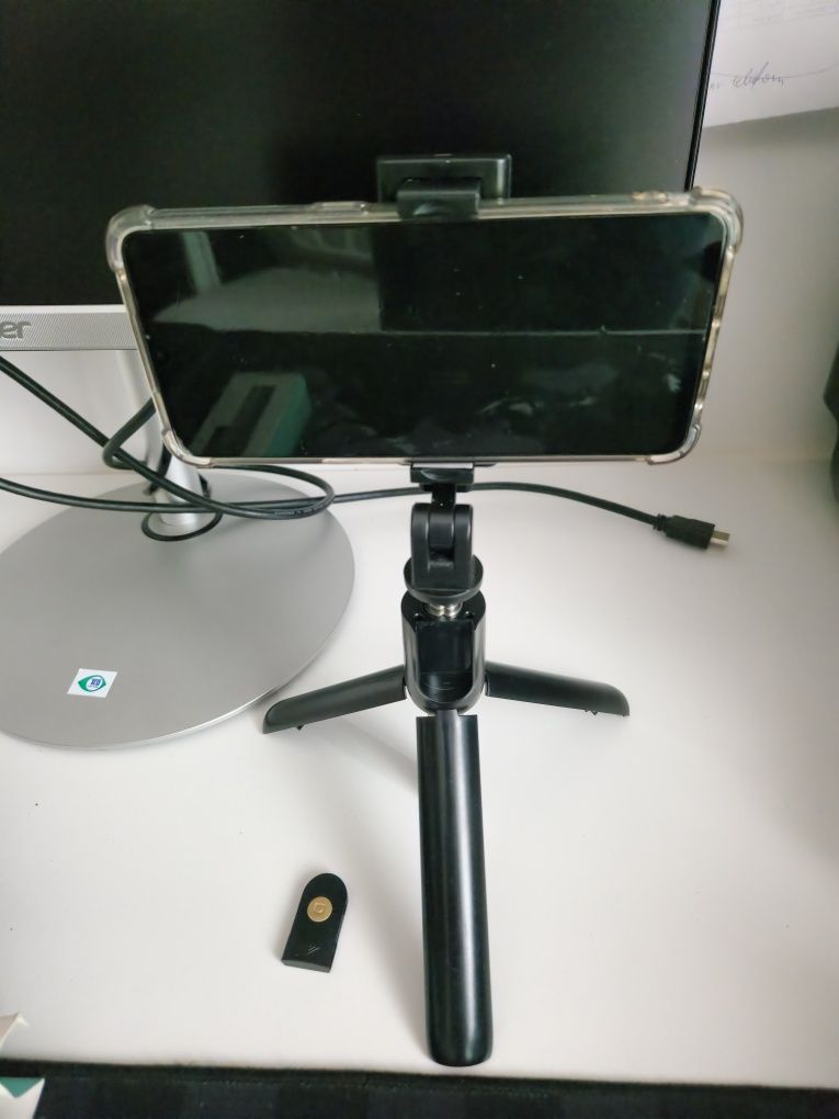 Selfie stick, statyw do telefonu z bluetooth.