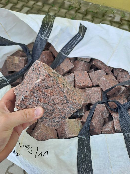 Kostka czerwona Vanga, Kostka granitowa 8/11
