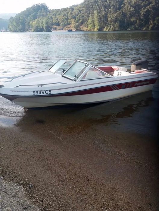 Barco Invader 150