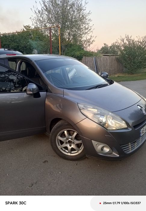 Renault Grand Scenic