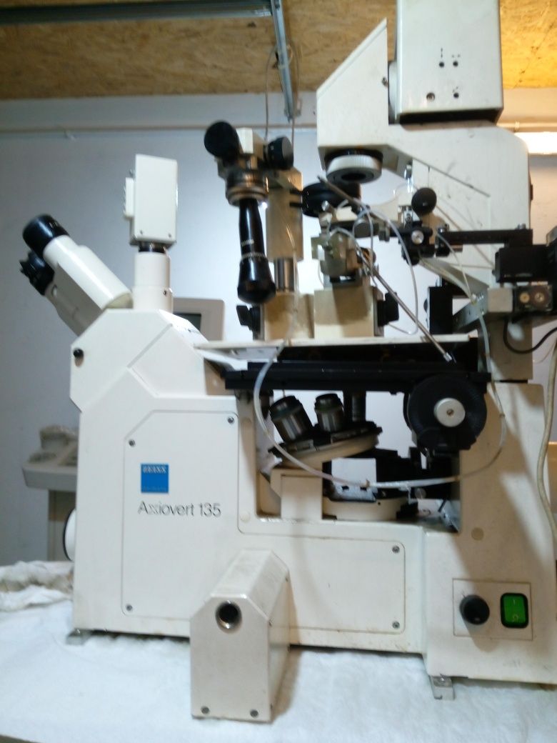Mikroskop Axiovert 135