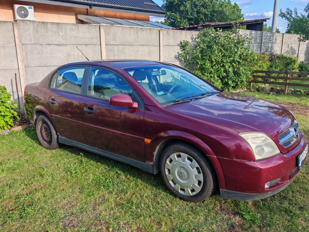Opel Vectra C uszkodzena