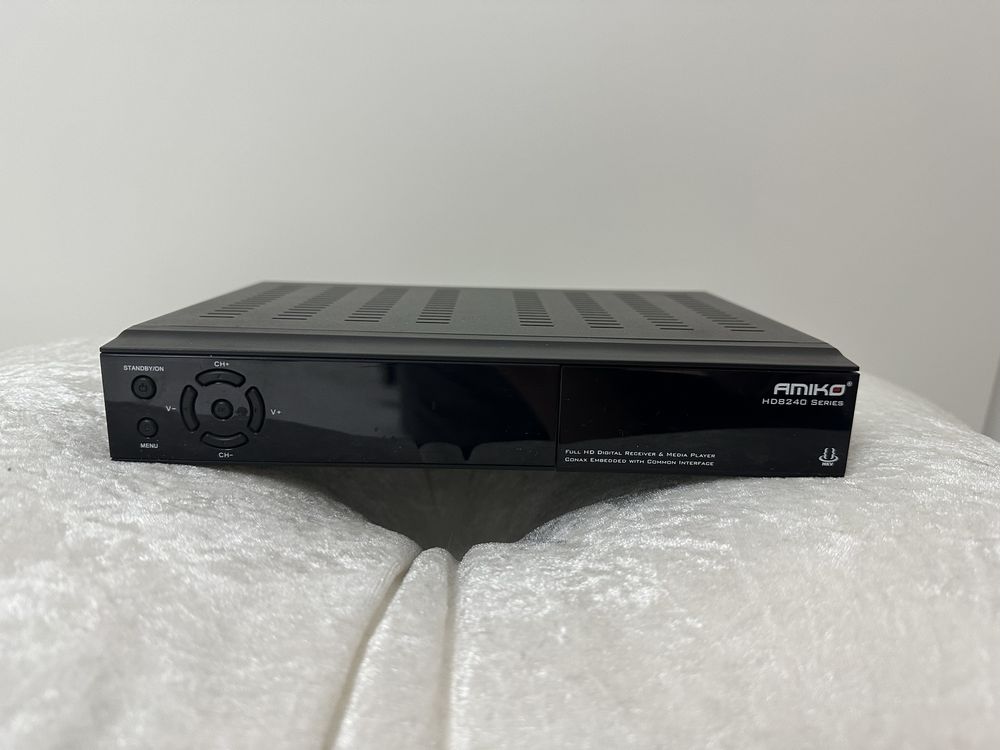 Box Amiko HD8240 SERIES