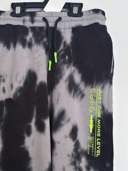 Spodnie dresowe HM z TIE DYE  152, 11- 12 lat