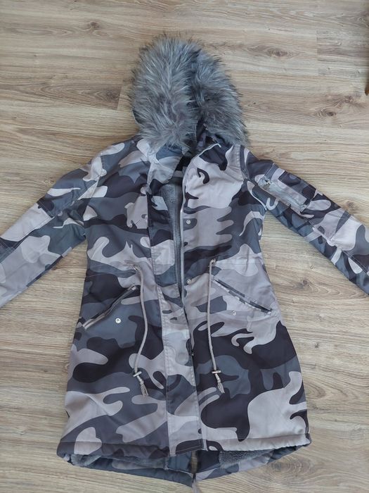 Kurtka dziewczęca zimowa