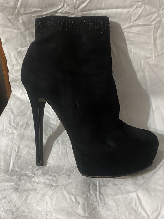 Ботінки стильні  діночі