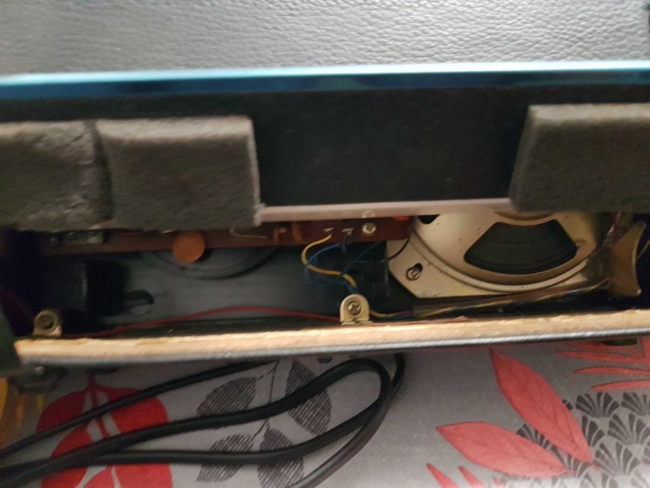 Radio NEC vintage 1973 australiano