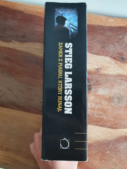 Zamek z piasku, który runął Stieg Larsson książka Tom 3