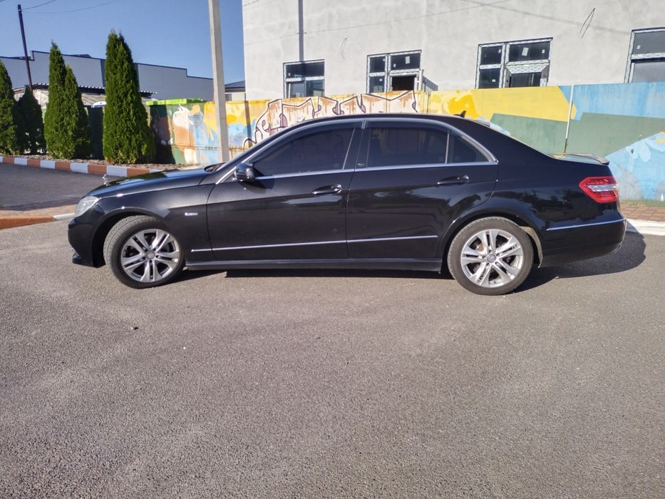 Mercedes-Benz E 220