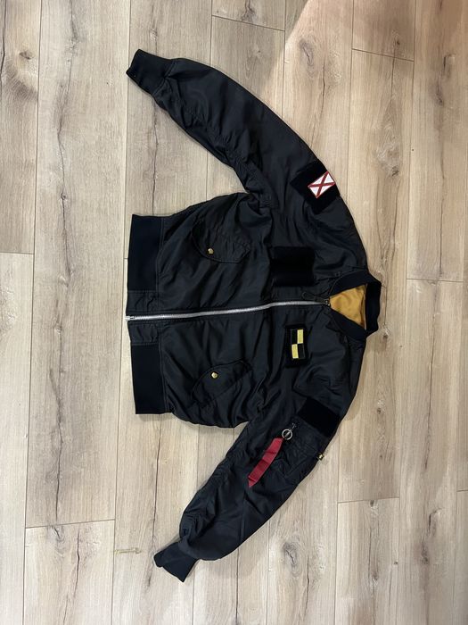 Бомбер Alpha Industries MA-1 з шевронами L