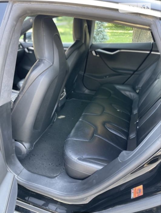 Продам Тесла Tesla model S