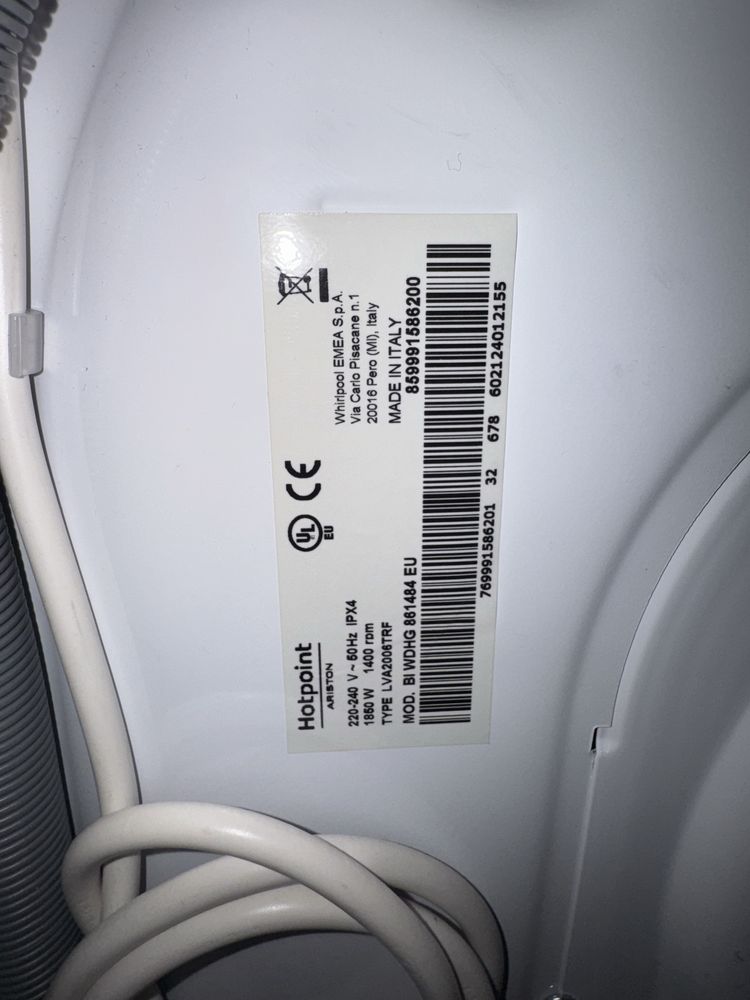 Máquina de Lavar e Secar de Encastre Hotpoint - BIWDHG861484EU