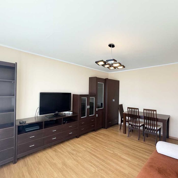 Trzy Pokojowe Mieszkanie obok Wola Park | Metro | Osobna Kuchnia