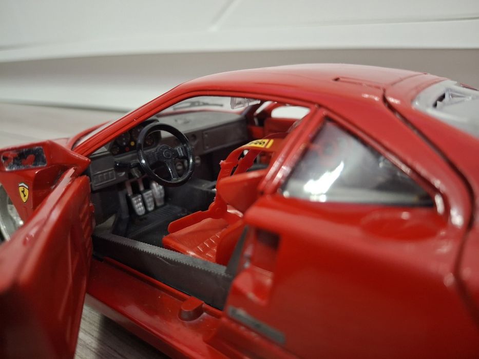 Samochód Kolekcjonerski Ferrari F40 Polistil Tonka 1:18