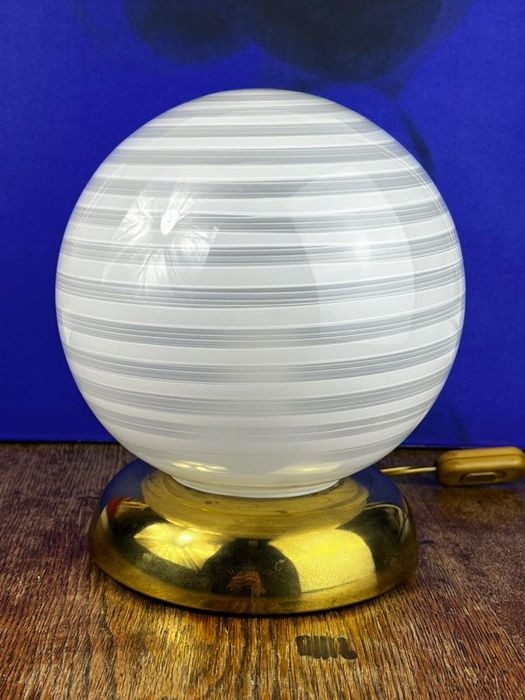 Włoska lampa stołowa Kula "murano"