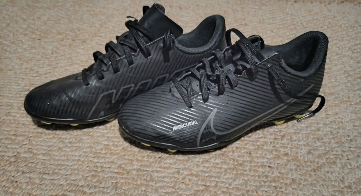 Буци NIKE меркуріал