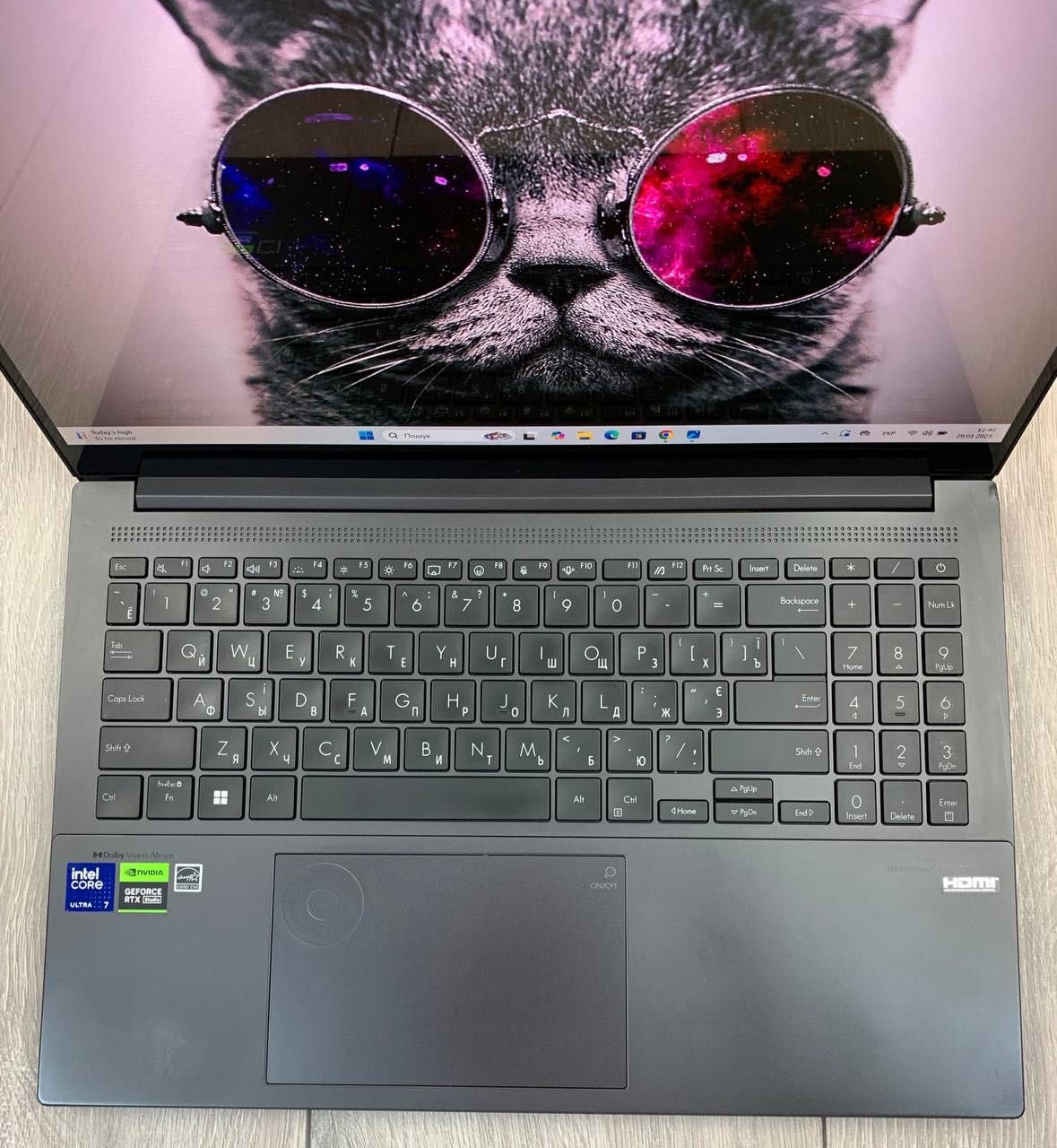 15,6 OLED Asus Vivobook Pro 15 RTX3050 6gb/ U7 155H/1tb/16gb/DDR5 5600
